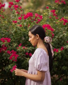 Sanchana Natarajan Instagram - Sunday morning rain is falling and I'm calling out to you..🌸

@vidhyavijay