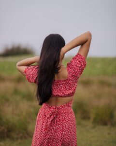 Sanchana Natarajan Instagram - Like the wind 🍃

@vidhyavijay