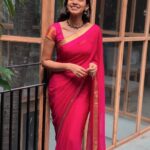 Sanchana Natarajan Instagram - If y’all thought i will get over this saree phase very soon then I’m sorry to say this but no it’s never going to happen 😝 #anotherdayanothersaree