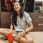 Sanchana Natarajan Instagram - It’s all fun and games until someone asks me to share my fries!😒🍟 #wontsharedontcare😝 #livinglifeinpjs😬