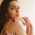 Sanchana Natarajan Instagram - Sunny side 🌞 @aishwaryashok