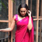 Sanchana Natarajan Instagram - If y’all thought i will get over this saree phase very soon then I’m sorry to say this but no it’s never going to happen 😝 #anotherdayanothersaree