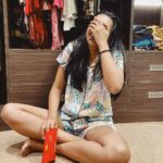 Sanchana Natarajan Instagram - It’s all fun and games until someone asks me to share my fries!😒🍟 #wontsharedontcare😝 #livinglifeinpjs😬