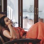 Sanchana Natarajan Instagram - What i did today. #couchpotato #chillday @aishwaryashok