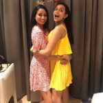 Sanchana Natarajan Instagram - Here's to the ones that we got, Toast to the ones here today🍾 #vaishgotshy❤️ Citadines OMR Chennai