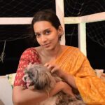 Sanchana Natarajan Instagram - The only way to my heart. Let me cuddle with your dog and we can be friends 😬❤️. Also i will suffocate you with my love the last picture is a proof! 😬 #iamakadhalvirus