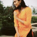 Sanchana Natarajan Instagram - காட்டில் உலாவும் காற்றாகிறேன்.. @kanmaniphotography