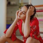 Sanchana Natarajan Instagram - Feels with me! 📷- @ri.shi.ka