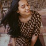 Sanchana Natarajan Instagram - குழலில் ராகம் மலரில் வாசம் சேர்ந்தது போல.. 📷- @aishwaryashok