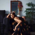 Sanchana Natarajan Instagram - You said I was the most exotic flower 🎶 📷- @ri.shi.ka Wearing- @suresh.menon