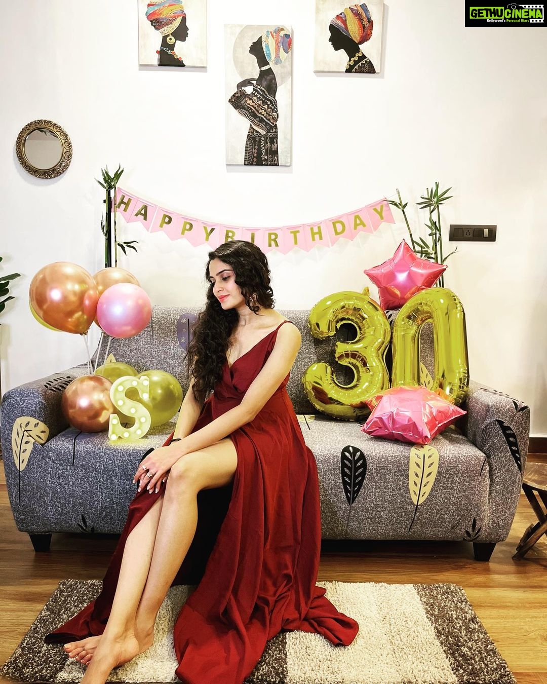 Sangeetha Bhat Instagram - Fourth of July eve photo dump…….😌 #sangeethabhat #sangeethabhatsudarshan #actresstheunknown #actress #fourthofjuly #birthdayphotodump #gratitude #grateful #karnataka #bengaluru Bangalore, India