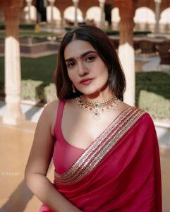 Saniya Iyappan Instagram - Trust the magic of self-love✨. Photography : @yaami____ Designer and stylist : @asaniya_nazrin Outfit : @mirach_official Suryagarh Jaisalmer