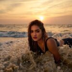 Saniya Iyappan Instagram - ✨ Photographer :- @iamkishoreradhakrishnan Stylist :- @styledbysmiji Makeup & Hair :- @unnips Coustume:- @designs_by_lis Photography assistant :- @unnikrishnan.rj @iamakhilms Styling assistant :- @messgirl4559 Location : @mararibeach_cghearth