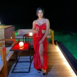 Saniya Iyappan Instagram - 🌶+ 🌹 Outfit : @_susan_lawrence_ Photography : @chunkymathew Mua : @samson_lei W Maldives