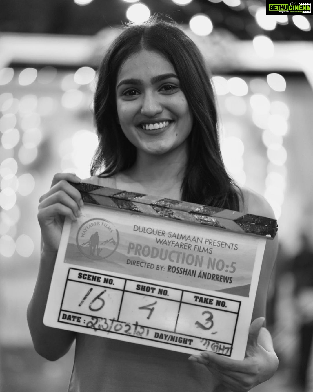 Saniya Iyappan Instagram - Excitement at its peak as I’m starting my first movie of the year with an incredible cast and crew lead by @rosshanandrrews and @dqsalmaan . This one is going to be very close to my heart! #needblessings #wayfarerfilms #productionno5 @dqswayfarerfilms Thiruvananthapuram, Kerala, India