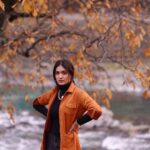 Saniya Iyappan Instagram - Wild and raw ✨ #kashmirdairies Jacket : @men_in_q_wedding Photography : @jiksonphotography Mini Switzerland, Phelgum,kashmir