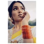 Saniya Iyappan Instagram - ✨ Stylist : @asaniya_nazrin Photography : @vaffara_ Makeup : @Samson_lei Outfit : @dhaga_Ki_kahani Jewellery : @empire_jewellery_ Post Production : @vysak_retoucher