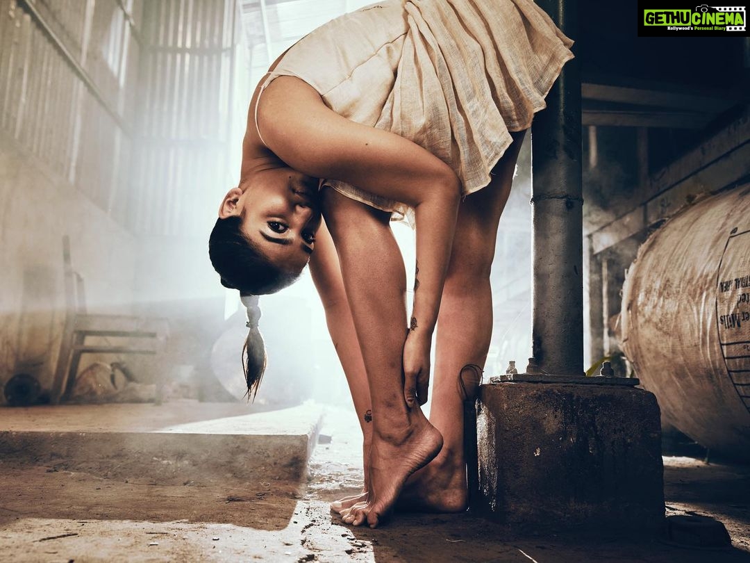 Saniya Iyappan Instagram - #THESWAY . “ and when the earth shall claim your limbs, then shall you truly dance . “ . For more images from the Series, follow @thebohemiangroove Featuring: @_saniya_iyappan_ Concept and Direction: @fashionmongerachu Photography: @tijojohnphotography Image Retouching: @jeminighosh Fashion Tape: @anandmathewt Second Unit: @leninkottapuram Lines: @nithinanil BGM: @kishanmohan21 Fashion Designer: @parvathyskumar91 Fashion Stylist: @soorajskofficial Make up and Hair : @pragyadk BTS (Saniya) : @screenshots.of.life BTS : @iam___krrish Location: Chakiath Engg Works 16, Development Plot Major Industiral Este Kalamassery 683109 Kuruvilla Jacob @celin_ckc @kuruvilla740 Art: Vinu Chettan Production: @itsmegeorgeantony Special Thanks: @saqib._abdullah , @arch_na_a , @vinu_9000 , Neerajh @paroscouture . #TheBohemianGroove