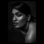 Saniya Iyappan Instagram - bimyou~ Styling by : @theitembomb 📷 : @ankitanevrekar_photography Make up : @sabakhanmakeup 💇🏻‍♀️ : @anilkodnani Mumbai, Maharashtra