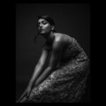 Saniya Iyappan Instagram - yeoubi~ Styling by : @theitembomb 📷 : @ankitanevrekar_photography Make up : @sabakhanmakeup 💇🏻‍♀️ : @anilkodnani @shaneemz thank you Ikka 😗 Mumbai, Maharashtra