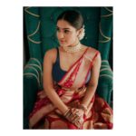 Saniya Iyappan Instagram - Ramu Kariat awards 2020. #youthiconaward Mua : @sajithandsujith Outfit : @poornimaindrajith Styling: @asaniya_nazrin Jewelleries: @kushalsfashionjewellery 📷 : @a____p____t @thestudioloc Sajith & Sujith