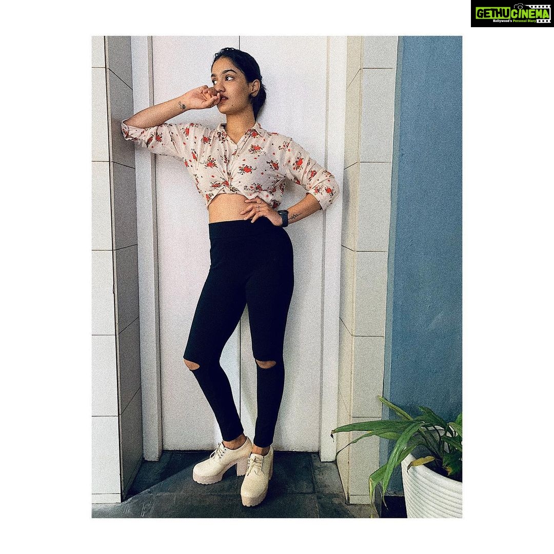 Saniya Iyappan Instagram - Posy💫 Panampilly Nagar