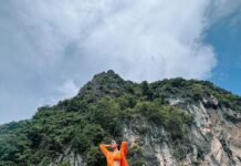Saniya Iyappan Instagram - 🍊🏝 . . @smittenholidays @nobleswimwear Krabi, Thailand