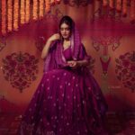 Saniya Iyappan Instagram – Too much Bollywood?

📷: @yaami____ 
Styling:@keepitstylish_by_ammu
@styledbyammu
Make up : @neethu_makeupartist
Outfit : @labelvarsha
Jewellery : @shopcultmodern
Art : @thegreindale
Spl thanks : @sunitascharma