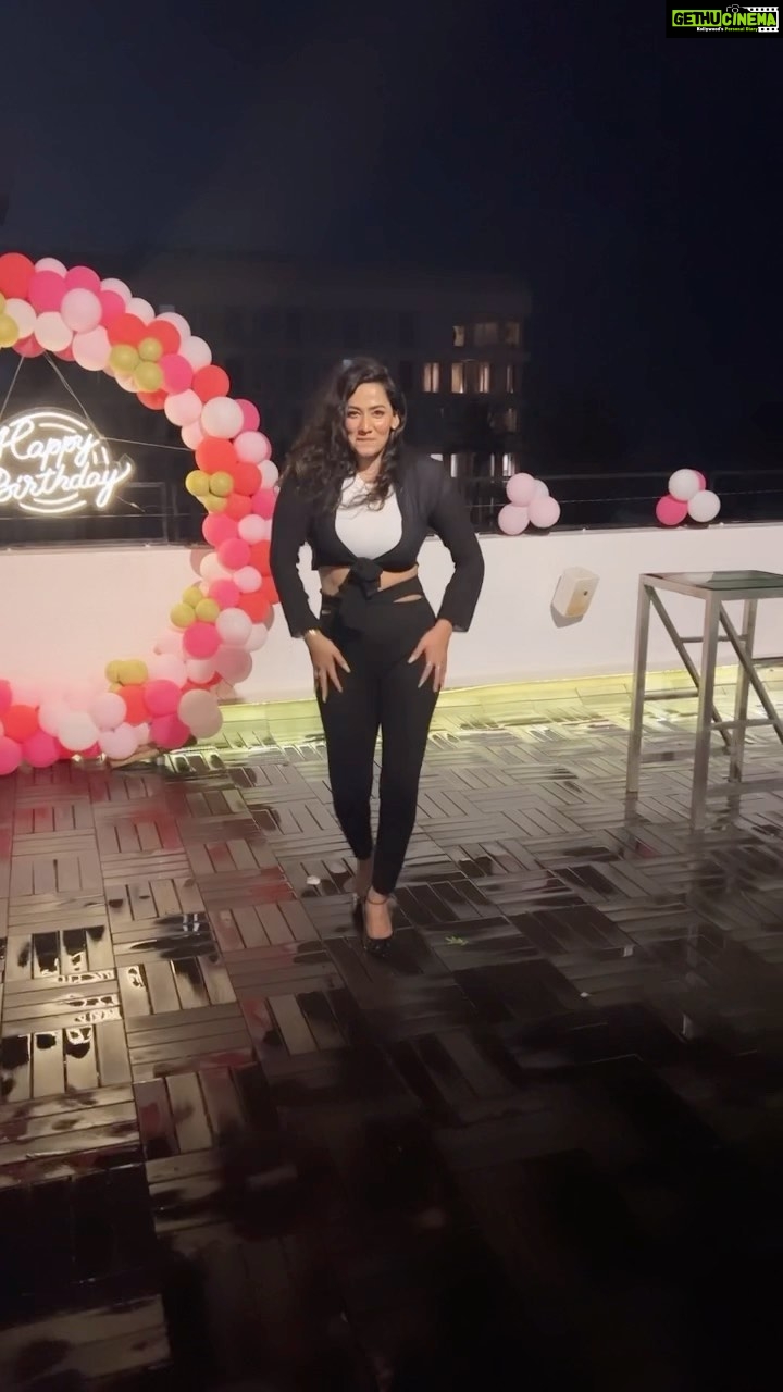 Sanjana Singh Instagram - I am in love with myself❤️