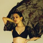 Sanya Malhotra Instagram - 🖤 📸 @mayank0491