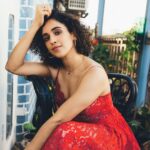Sanya Malhotra Instagram - I’m in love with this lace dress. Are you? Find it at hm.com. #HMShopOnline #hmindia