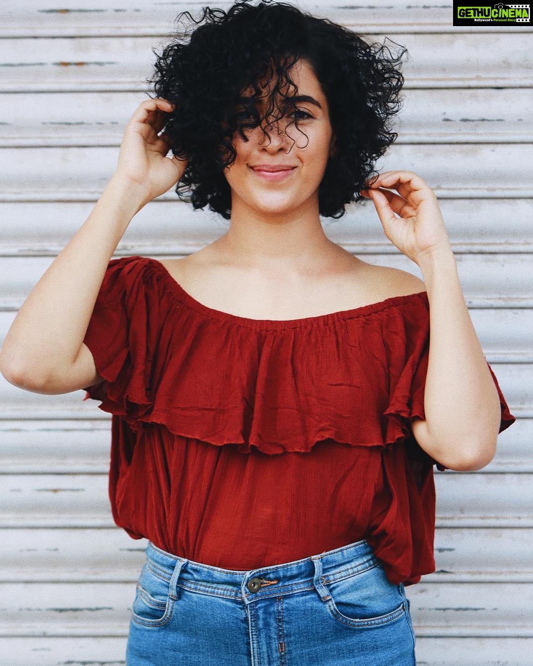 Sanya Malhotra Instagram - What is there to know? This is what it is You and me alone Sheer simplicity 🎼 PC- @joedisco 🙌🏼