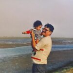 Sanya Malhotra Instagram - Meet my most favourite person on this planet earth. What I am today is because of him, post my graduation when I was confused about what to do in life, my father was the one who encouraged me to pursue my dream of acting. He's my teacher, my guide and my best friend. I'm so happy to have spent father's day with him. My day was happily spent listening to old Bollywood music and eating rajma chawal.. Obviously ❤️👨‍👧‍👧 #timewithpa