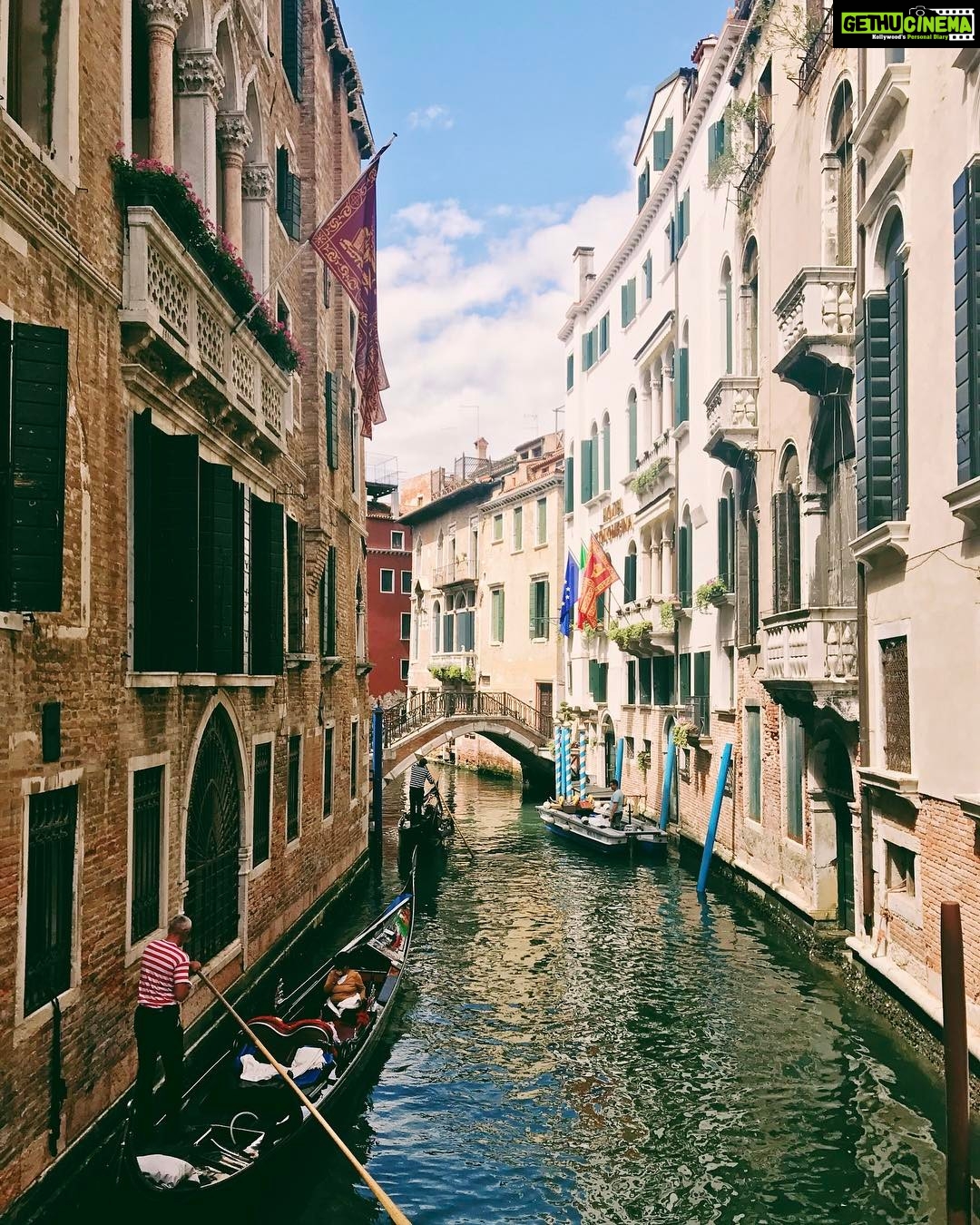 Sanya Malhotra Instagram - Ciao Venice 🙋🏻