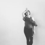 Sanya Malhotra Instagram - Ok! @nehabhasin4u I absolutely love this song. You're too good! #प्लीज़डॉनtजज #sundayisforrandomdancing 🙈 #ankhkashnibynehabhasin