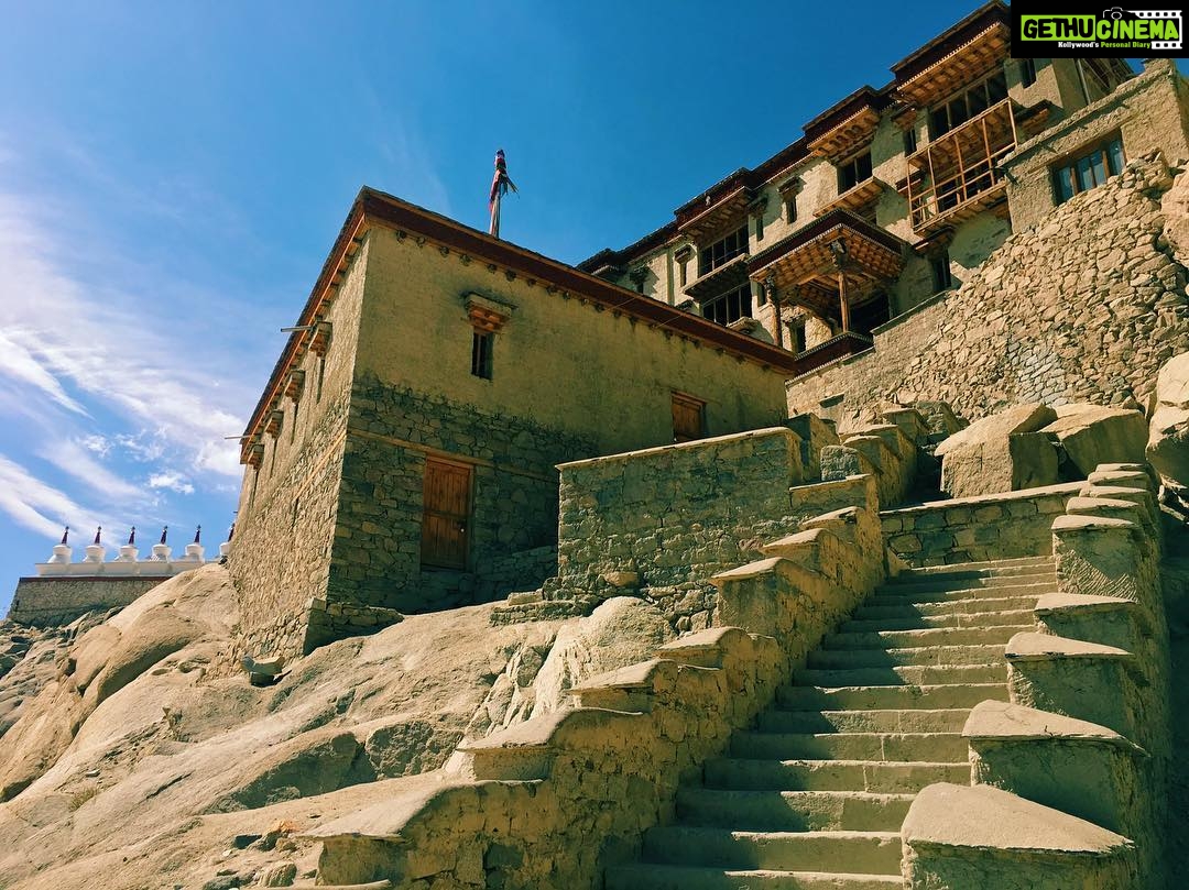 Sanya Malhotra Instagram - 🙌🏼 Shey Palace, Leh