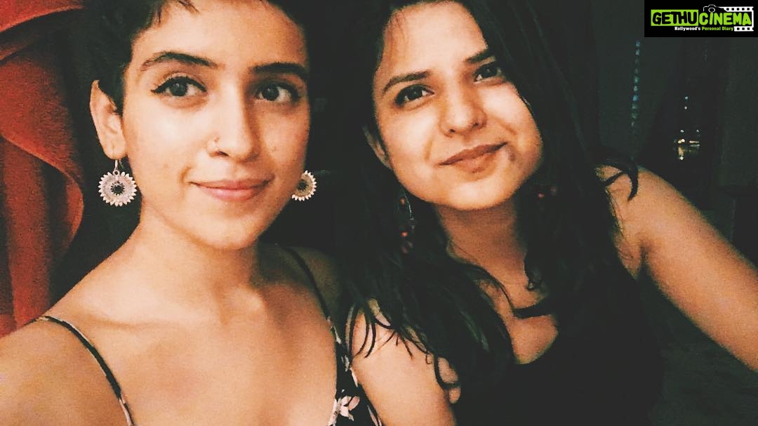 Sanya Malhotra Instagram - Happy birthday idiot ❤️😘