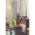 Sanya Malhotra Instagram - #Diwali#delhi#family#home❤️