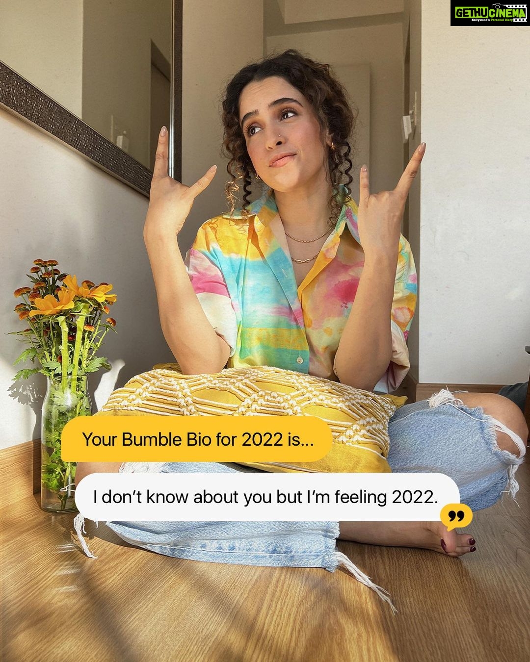 Sanya Malhotra Instagram - It's the season...of replaying the entire year in your head with @bumble_india. Unpacking 2021 got me like. 👉👈 #2021withoutfilters #collaboration #ad