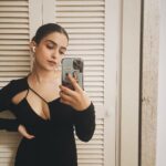 Sanya Malhotra Instagram - 🤳