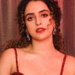 Sanya Malhotra Instagram – 🥀
📸 @visualaffairs_va