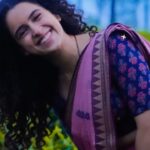 Sanya Malhotra Instagram - Bringing to you the team without whom this epic long-distance love story wouldn't have been the same! ❤️💕 #MeenakshiSundareshwar on @netflix_in @karanjohar @apoorva1972 @somenmishra @abhimanyud @vivek.sonni @aarshvora @dharmaticent @netflix_in @sonymusicindia @shrotriritikaofficial @manojmanimathew @sharmachetan01 @kommalchhabariaa @mahesh_sankar_pillai @saurabhsharma_officialindia @archanakiyer @purnendu.bhattacharya @Sonalimsachdev @khuman_nongyai @varunshashirao @danishsood @niveditabhargava @natashamathiasmakeup_hair @sanayadotiwala @anjarlekargeetesh @chaudhary_guruji @debojeetray @prashanth_pd @andy_raichura @rajshekharis @prabhakaranjustin @veerakapuree @aparnashimla @onlytaranbajaj @vijayganguly @sohelsanwari @guptadipankar @prek_rk @luvvvsharmaaaa @jeenasanan @shruti_sapre25 @sahill_dua @karthikrajafinal.mp4