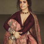 Sanya Malhotra Instagram - 🌹 @azafashions Outfit: @archanajaju.in Jewellery: @apalabysumitofficial , @koharbykanika , @neetaboochrajewellery Photographer: @rahuljhangiani Styled by: @sukritigrover Styling Team: @vanigupta.23 @vasudhaguptaa HMU: Natasha Mathias @natashamathiasmakeup_hair Assisted by: @sanayadotiwala PR Consultant: @think_talkies