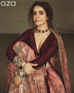 Sanya Malhotra Instagram - 🌹 @azafashions Outfit: @archanajaju.in Jewellery: @apalabysumitofficial , @koharbykanika , @neetaboochrajewellery Photographer: @rahuljhangiani Styled by: @sukritigrover Styling Team: @vanigupta.23 @vasudhaguptaa HMU: Natasha Mathias @natashamathiasmakeup_hair Assisted by: @sanayadotiwala PR Consultant: @think_talkies