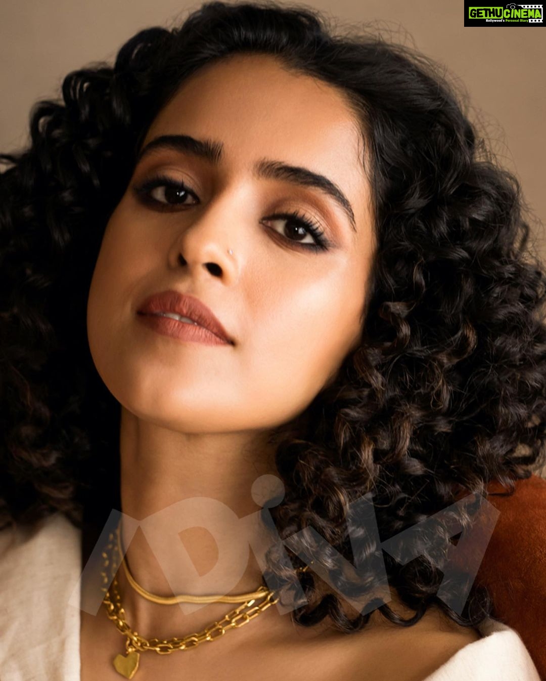 Sanya Malhotra Instagram - Hello @idivaofficial 👋🏼