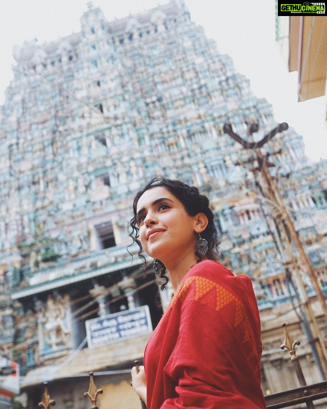 Sanya Malhotra Instagram - #meenakshisundareshwar 💕 Meenakshi Amman Temple