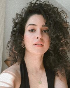 Sanya Malhotra Instagram - 👩🏻‍🦱✨