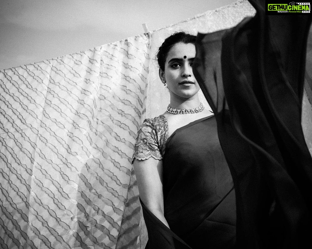 Sanya Malhotra Instagram - 📸 @mayank0491 Styled by @anjalimehta92