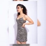 Sanya Malhotra Instagram - @filmfare Thank you so much for the nomination 🌝♥️ #amazonfilmfareawards .. .. 👗 @rudrakshdwivedi @darshanaasanjanaajewellers 💄 @natashamathiasmakeup Styled by @mohitrai 📸 @priyankknandwana