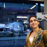 Sanya Malhotra Instagram - Throwback back to Doha ✨🌤🥘🍲🧳🏜✨ 🛍 ✈️ @qatarairways @VisitQatar #Flylikeneverbefore #QatarAirways